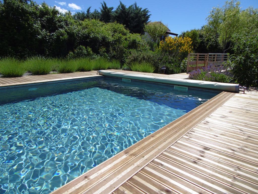 Les Terrasses De Valensole Bed & Breakfast Exterior photo